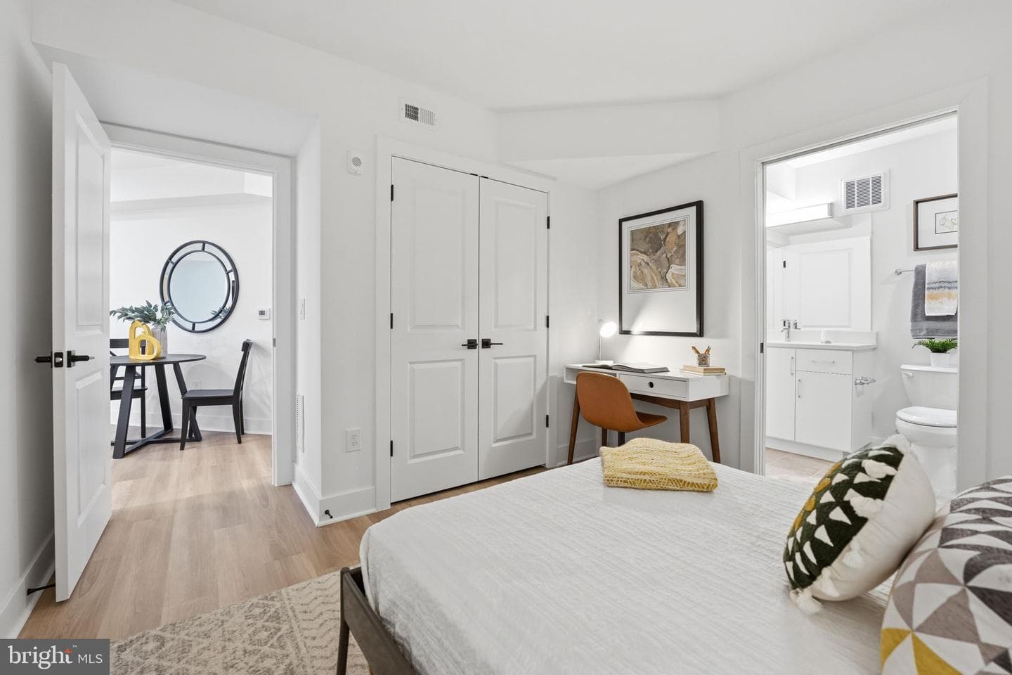 701 N Henry Street #312 photo 20
