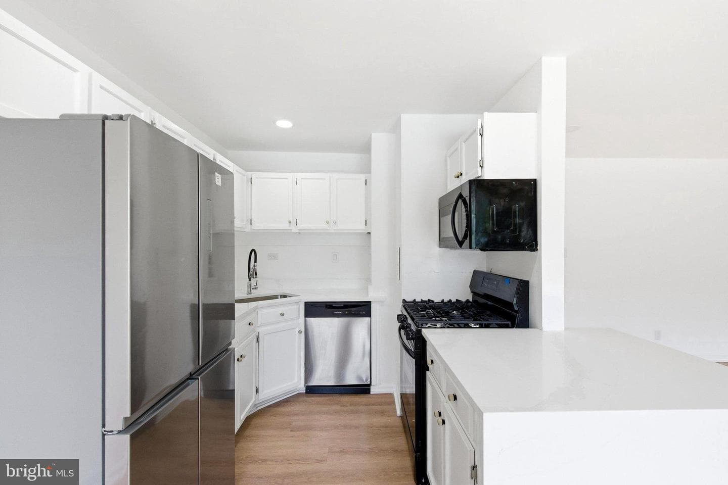 431 N Armistead Street N #307 photo 11