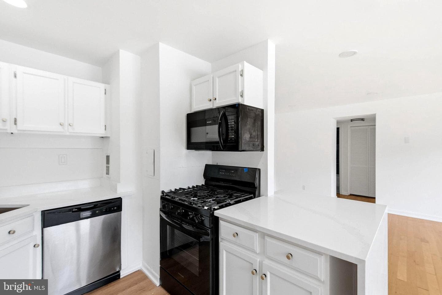 431 N Armistead Street N #307 photo 12