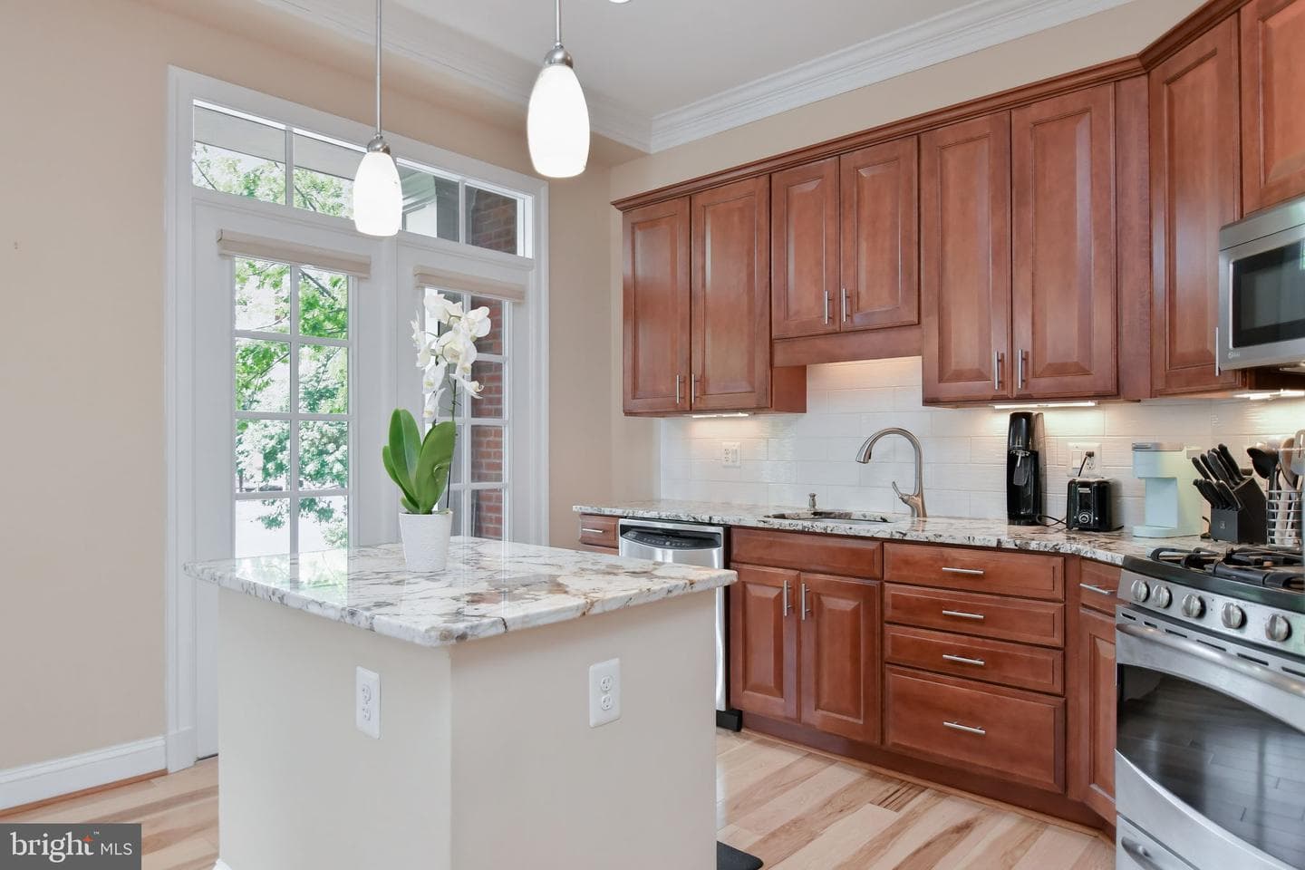1023 N Royal Street #116 photo 19