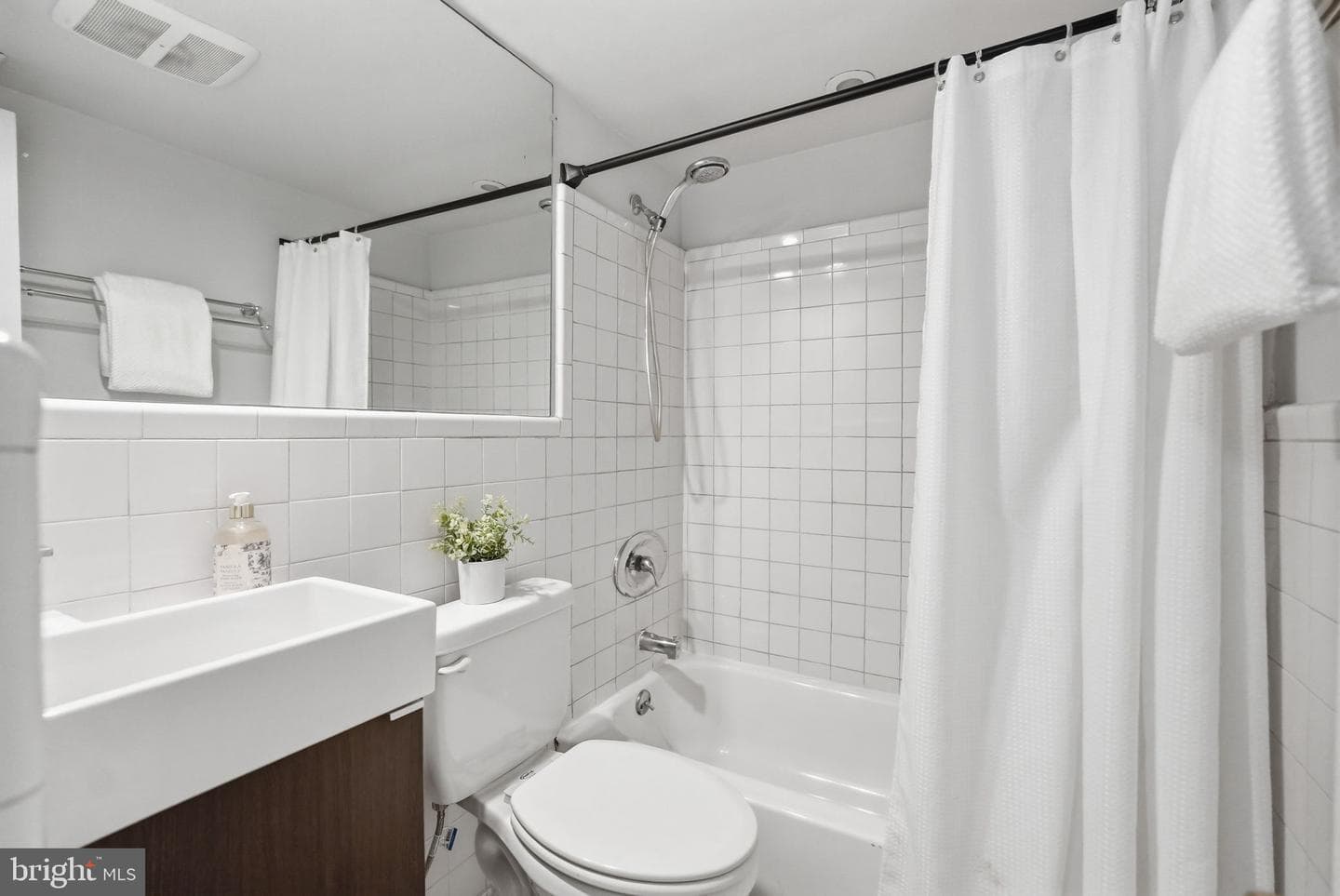 3310 S 28th Street S #102 photo 18