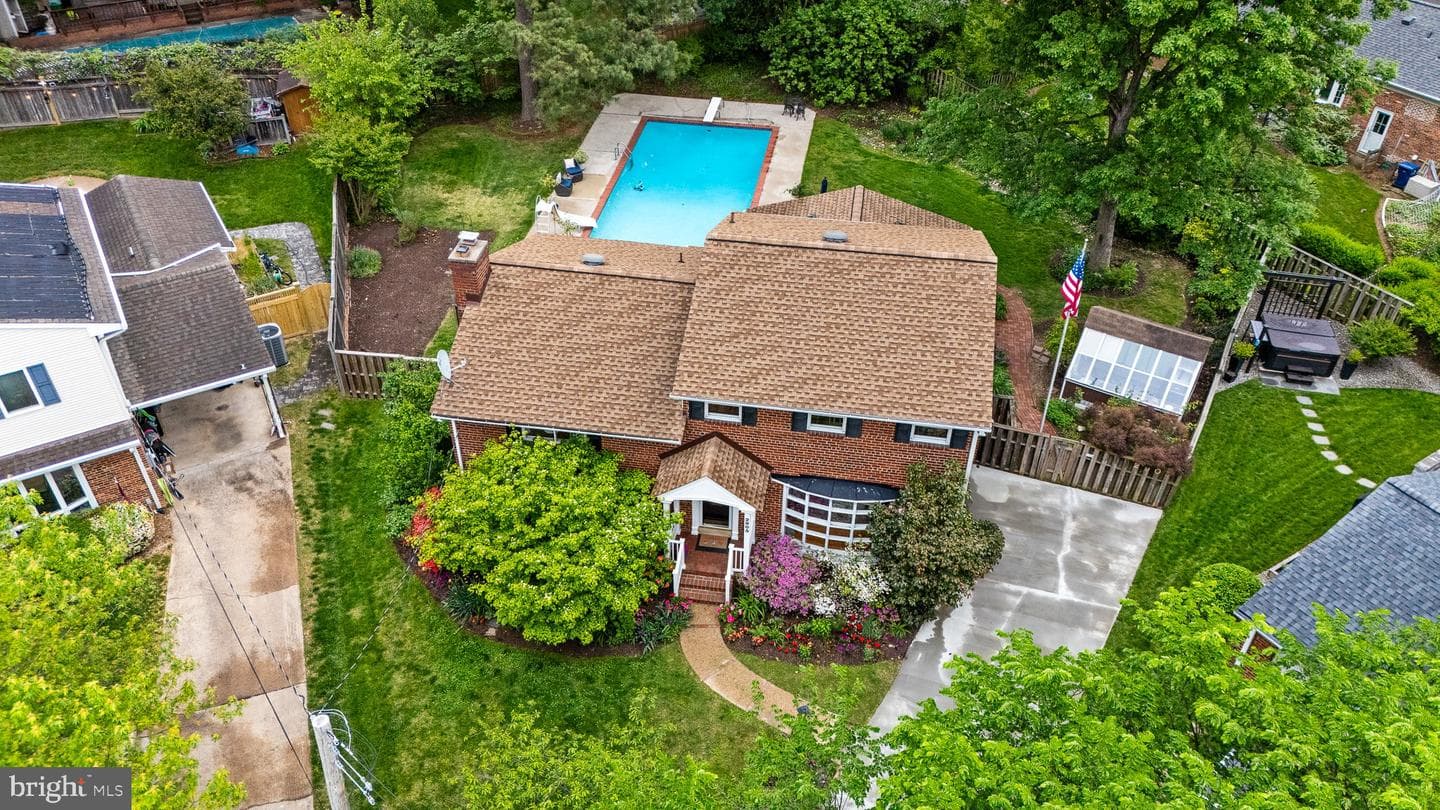 2905 Maplewood Place photo 70