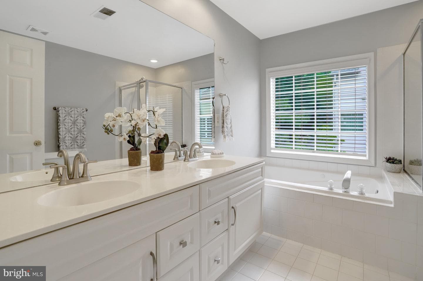 6043 Riddle Walk photo 17