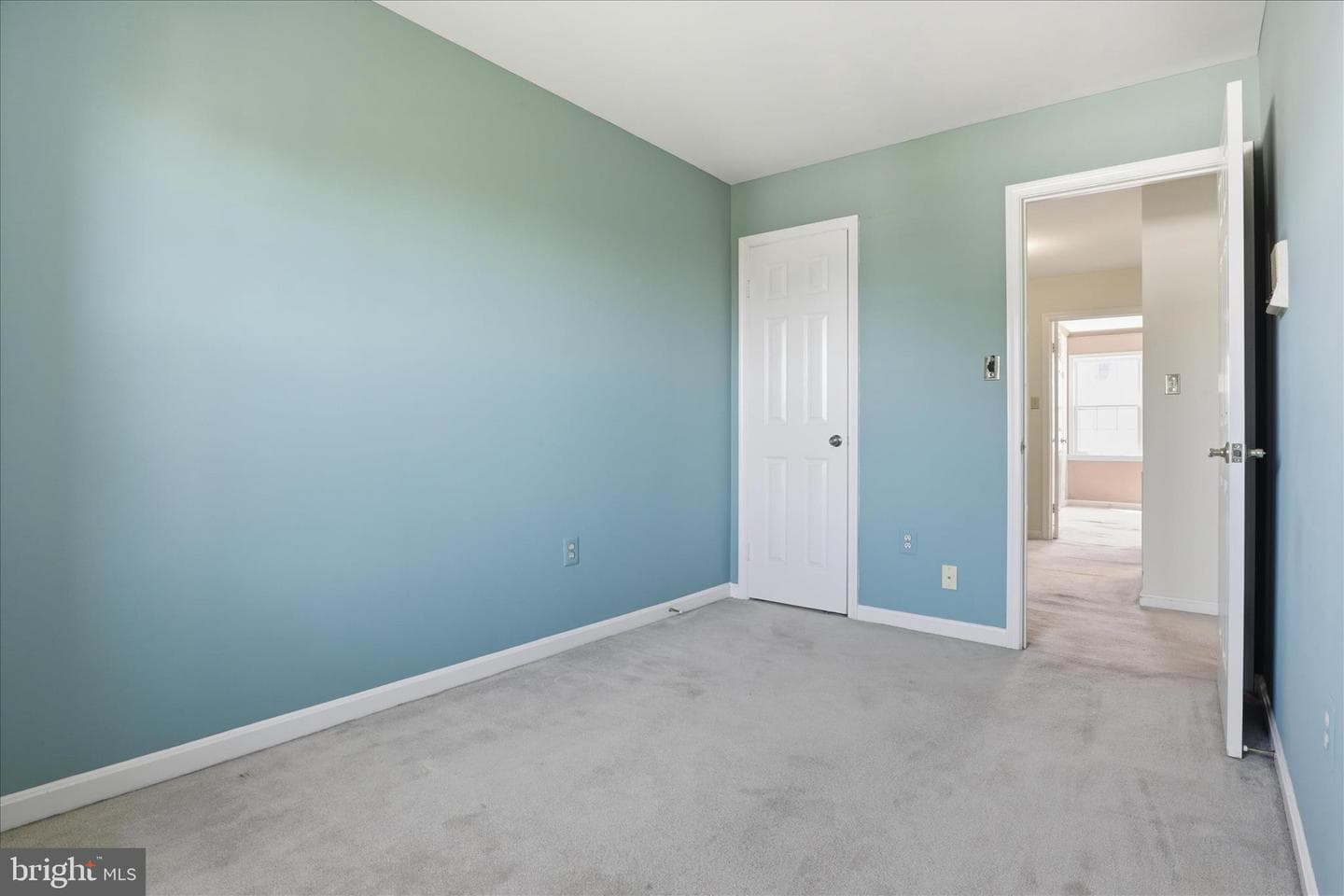 2701 Franklin Court photo 24
