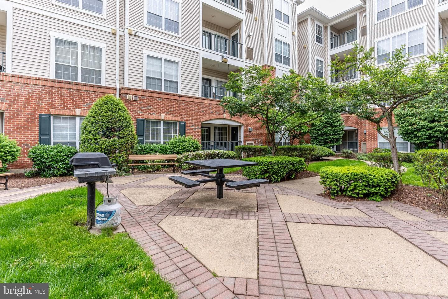 4850 Eisenhower Avenue #115 photo 30