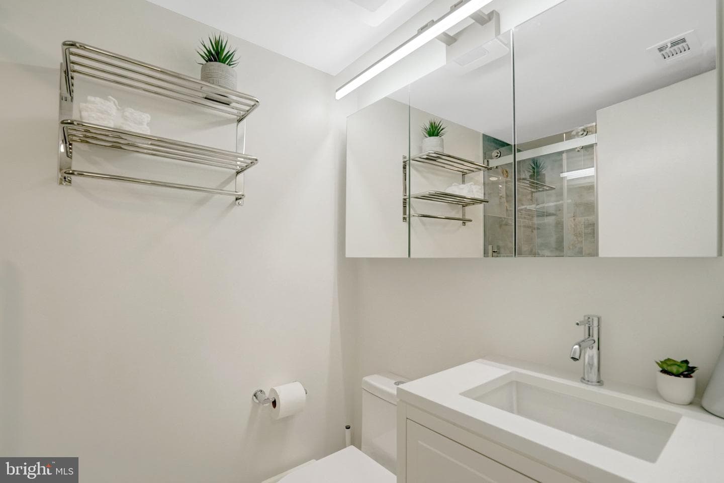 128 Roberts Lane #400 photo 23
