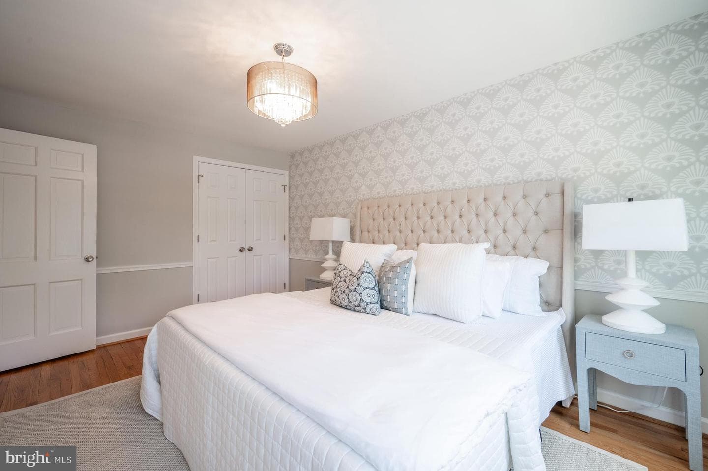 808 S Fairfax Street photo 17
