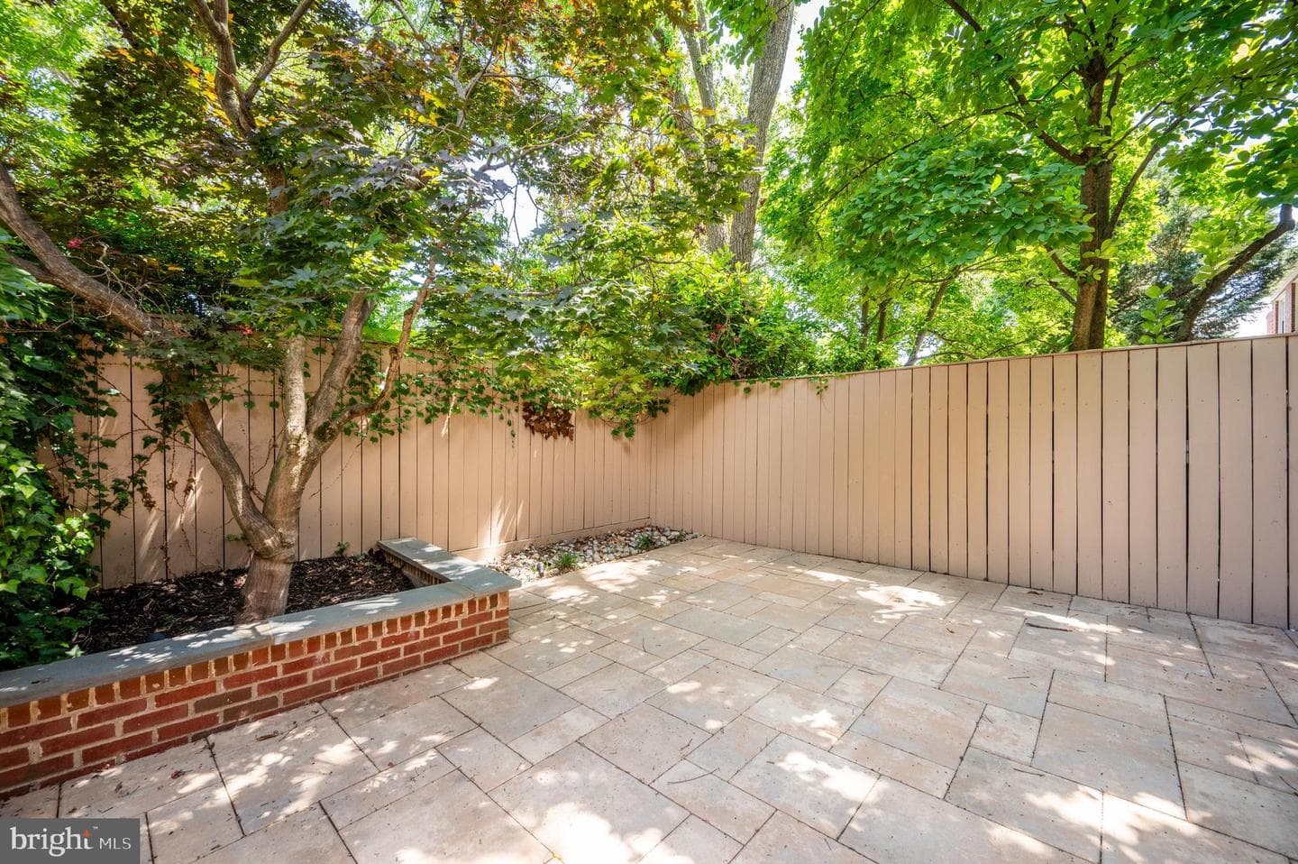 808 S Fairfax Street photo 33