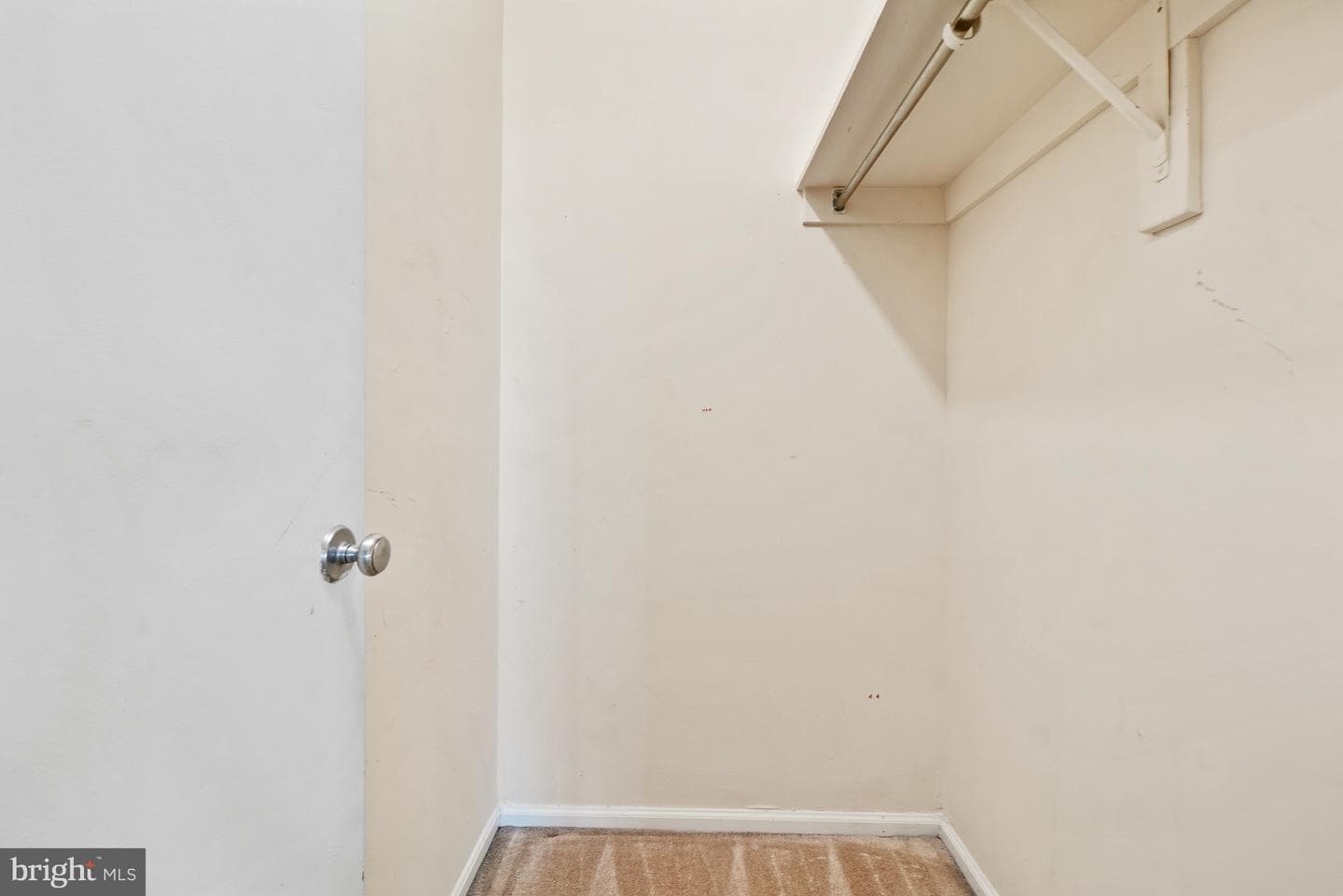 205 Yoakum Parkway #1809 photo 23