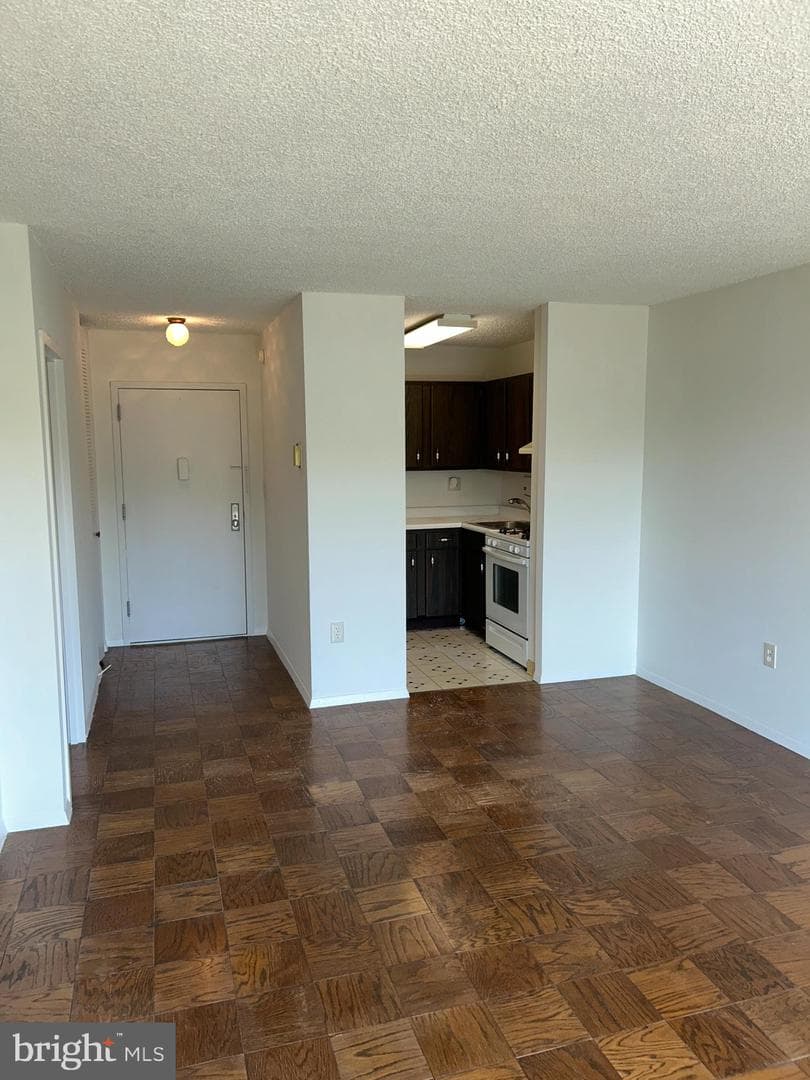 1225 Martha Custis Drive #505 photo 7