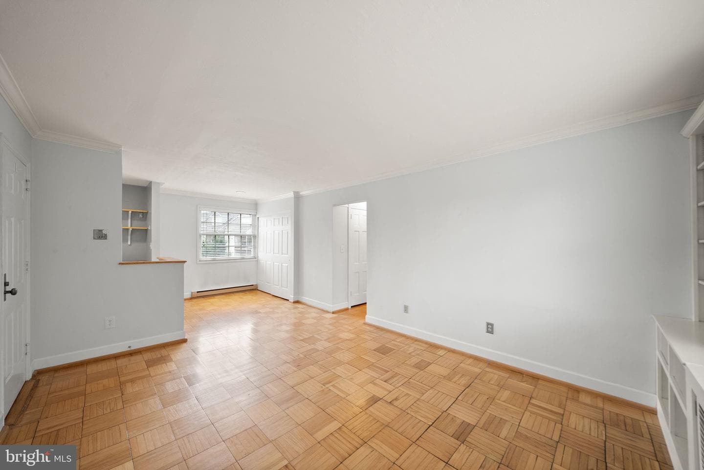 1626 W Abingdon Drive W #302 photo 9