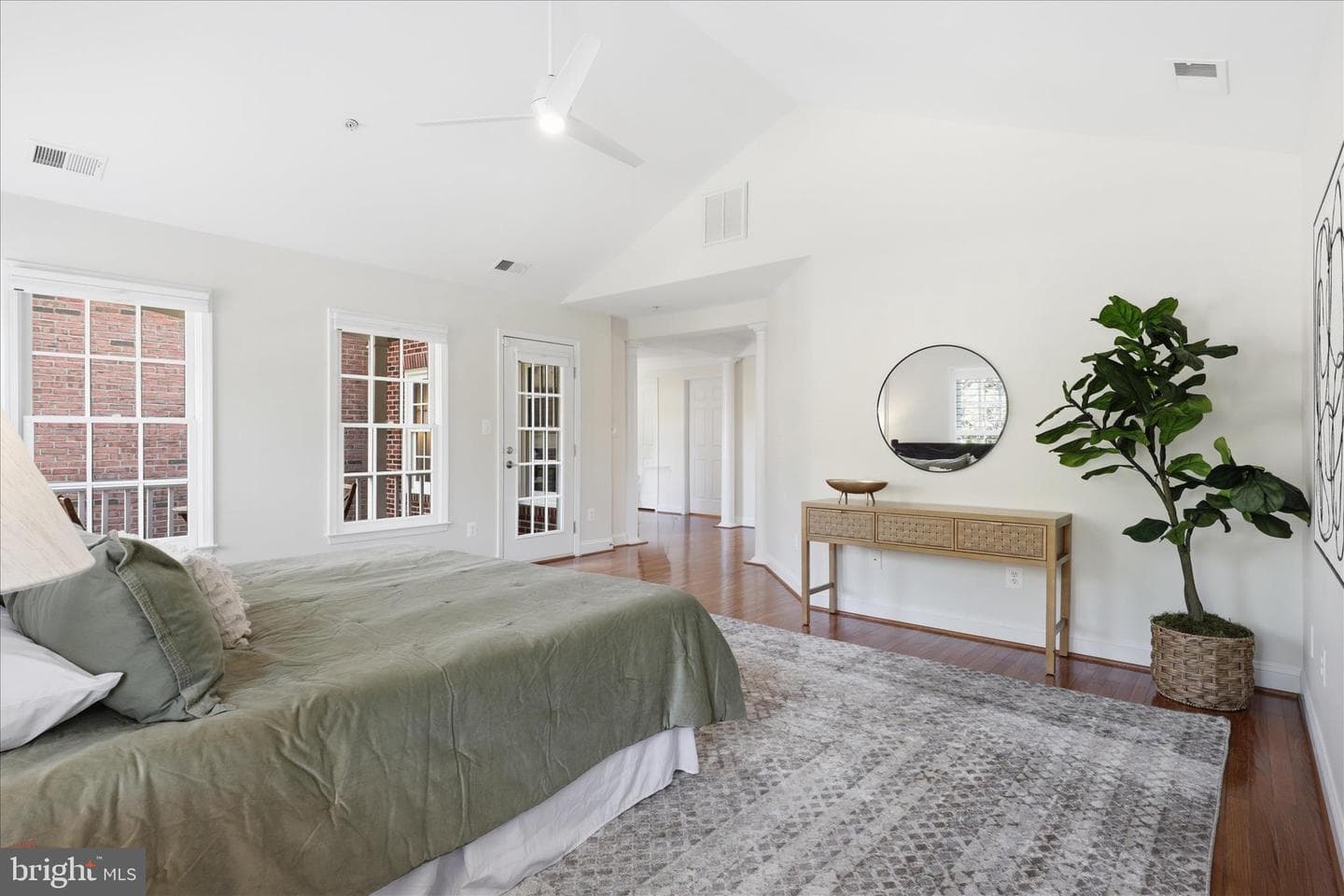 407 S Henry Street photo 30