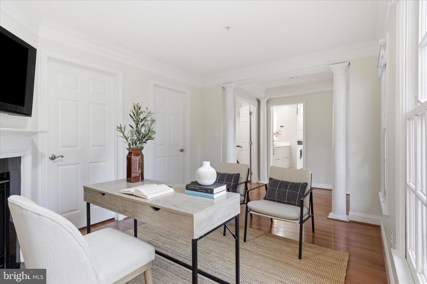 407 S Henry Street photo 33