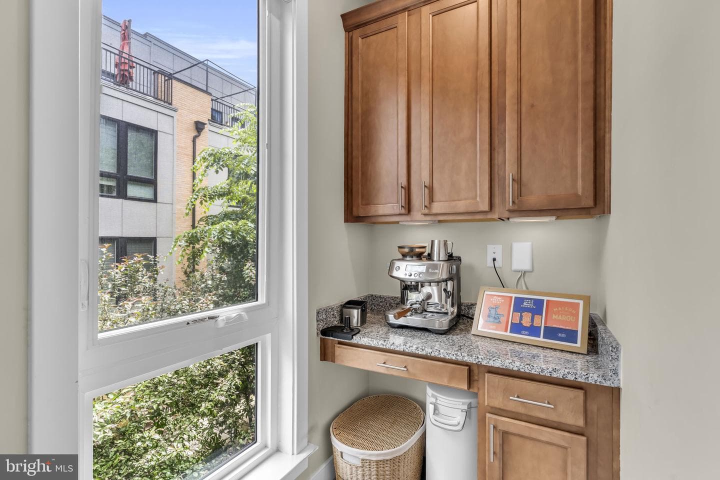 423 Nottoway Walk photo 26