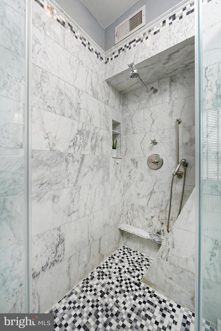 210 S Pitt Street photo 24