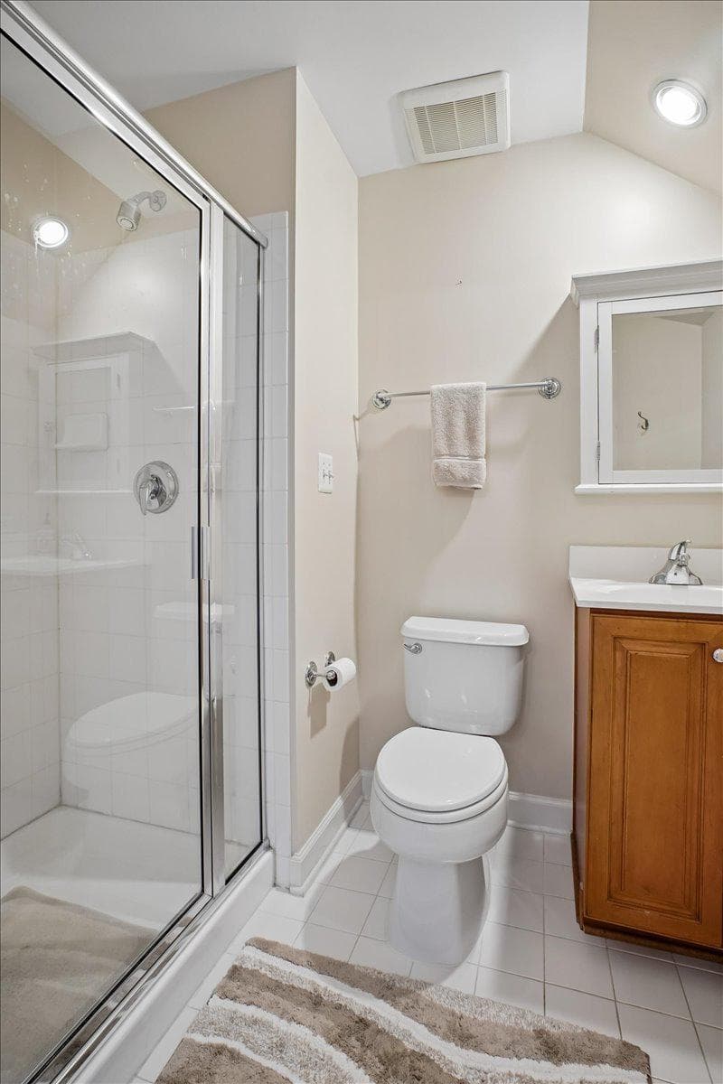 412 Pendleton Street photo 40