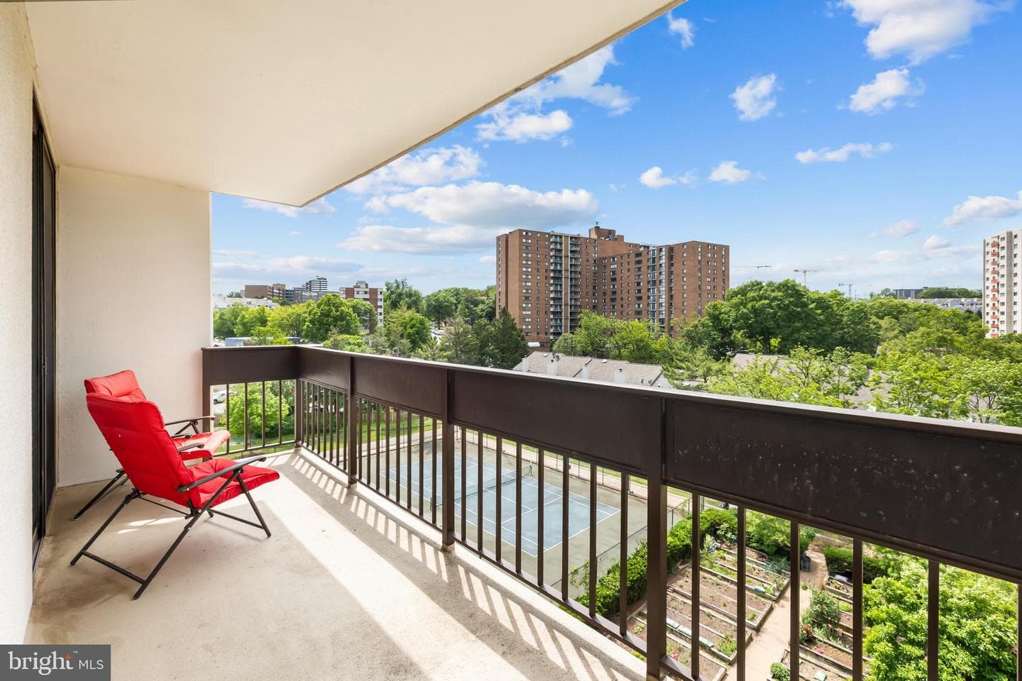 5300 Holmes Run Parkway #815 photo 36