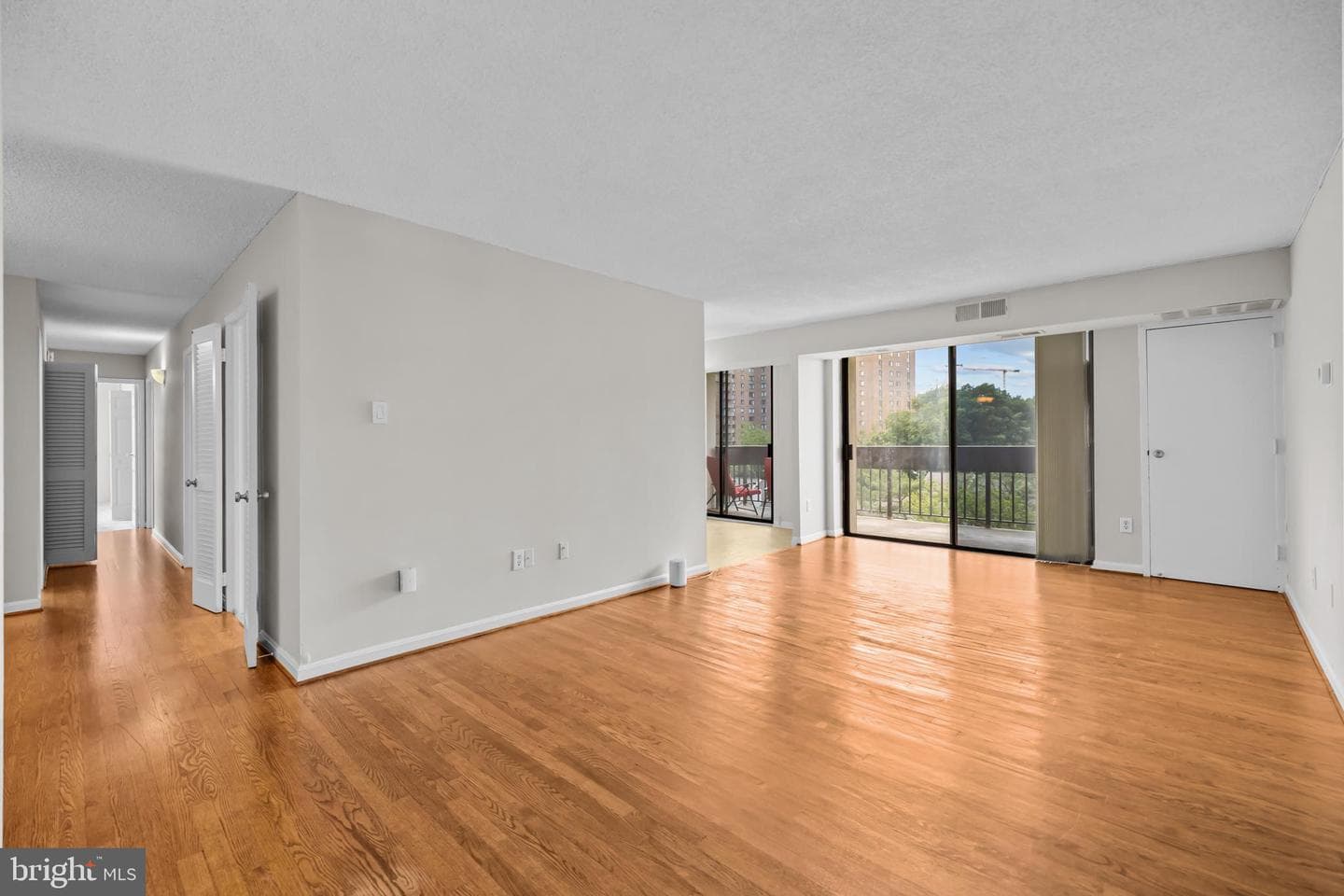 5300 Holmes Run Parkway #815 photo 5