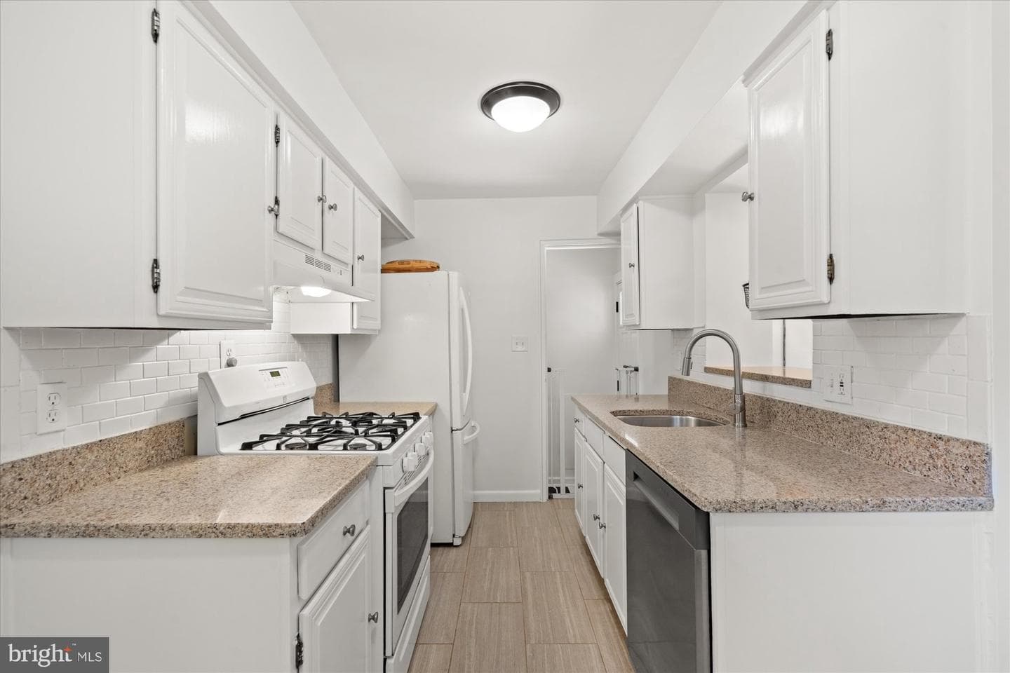 3117 King Street photo 9