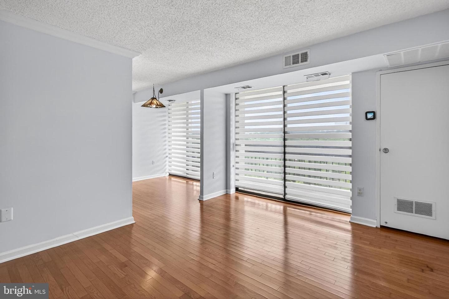 5300 Holmes Run Parkway #906 photo 19