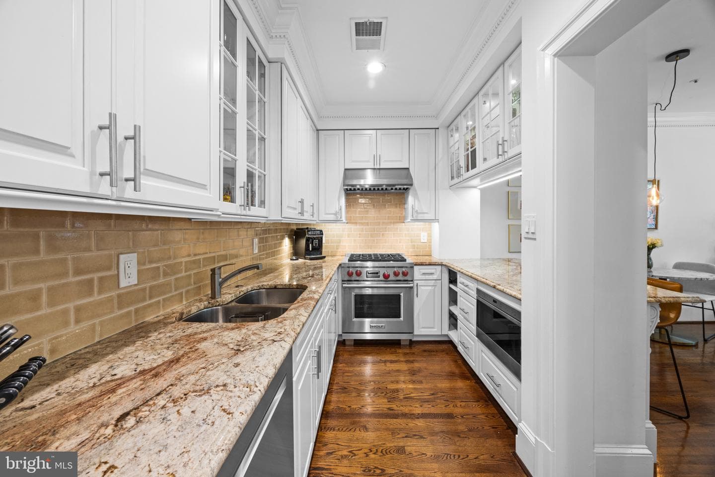 68 Wolfe Street photo 20