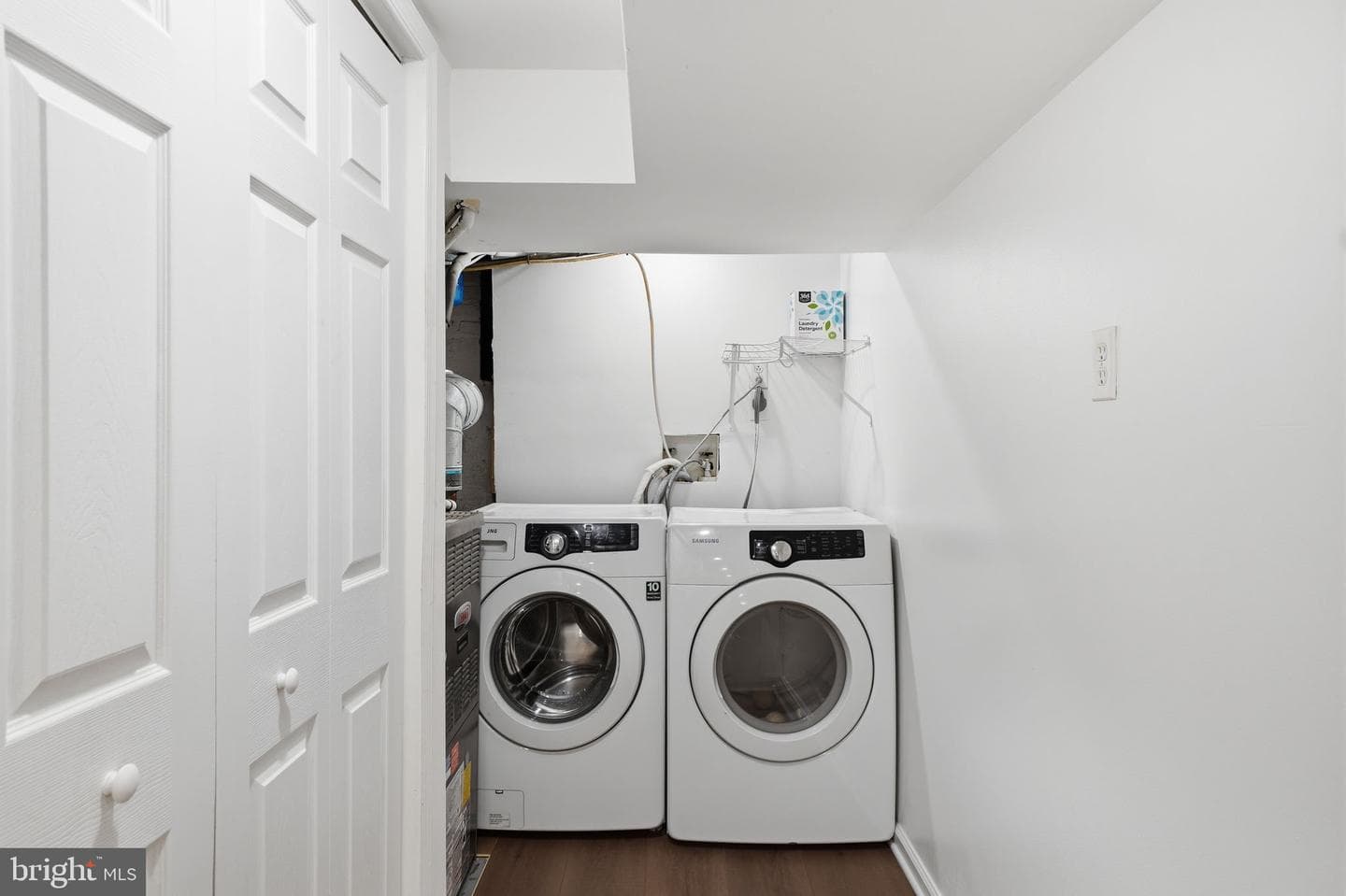 11 E Mason Avenue photo 22
