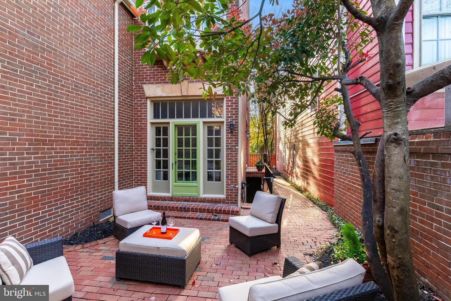 428 S Fairfax Street photo 44