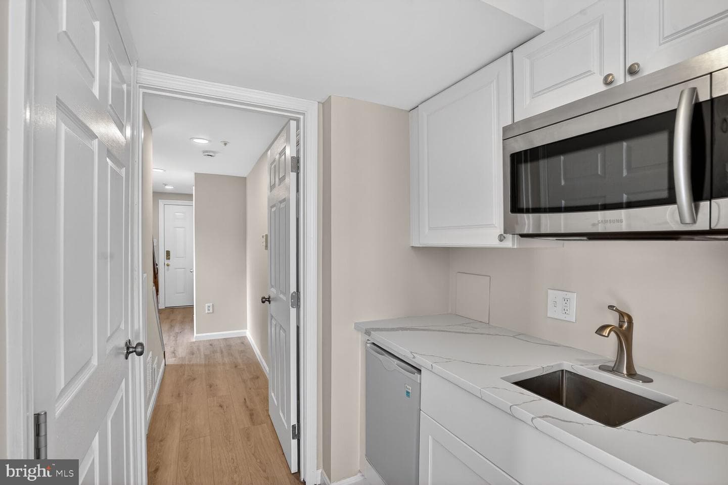 3292 Mount Vernon Ave photo 23