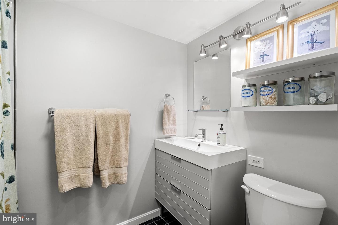 501 Slaters Lane #611 photo 21