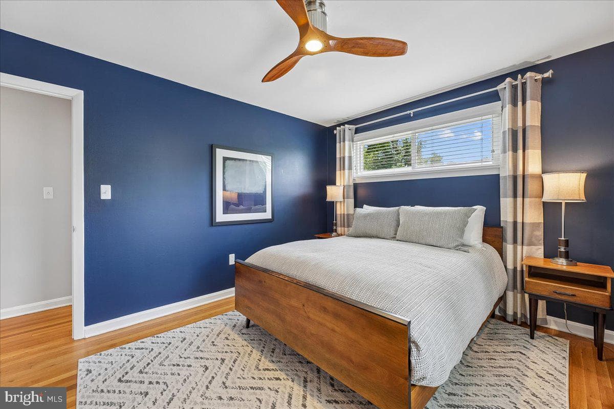 500 N Naylor Street N photo 20
