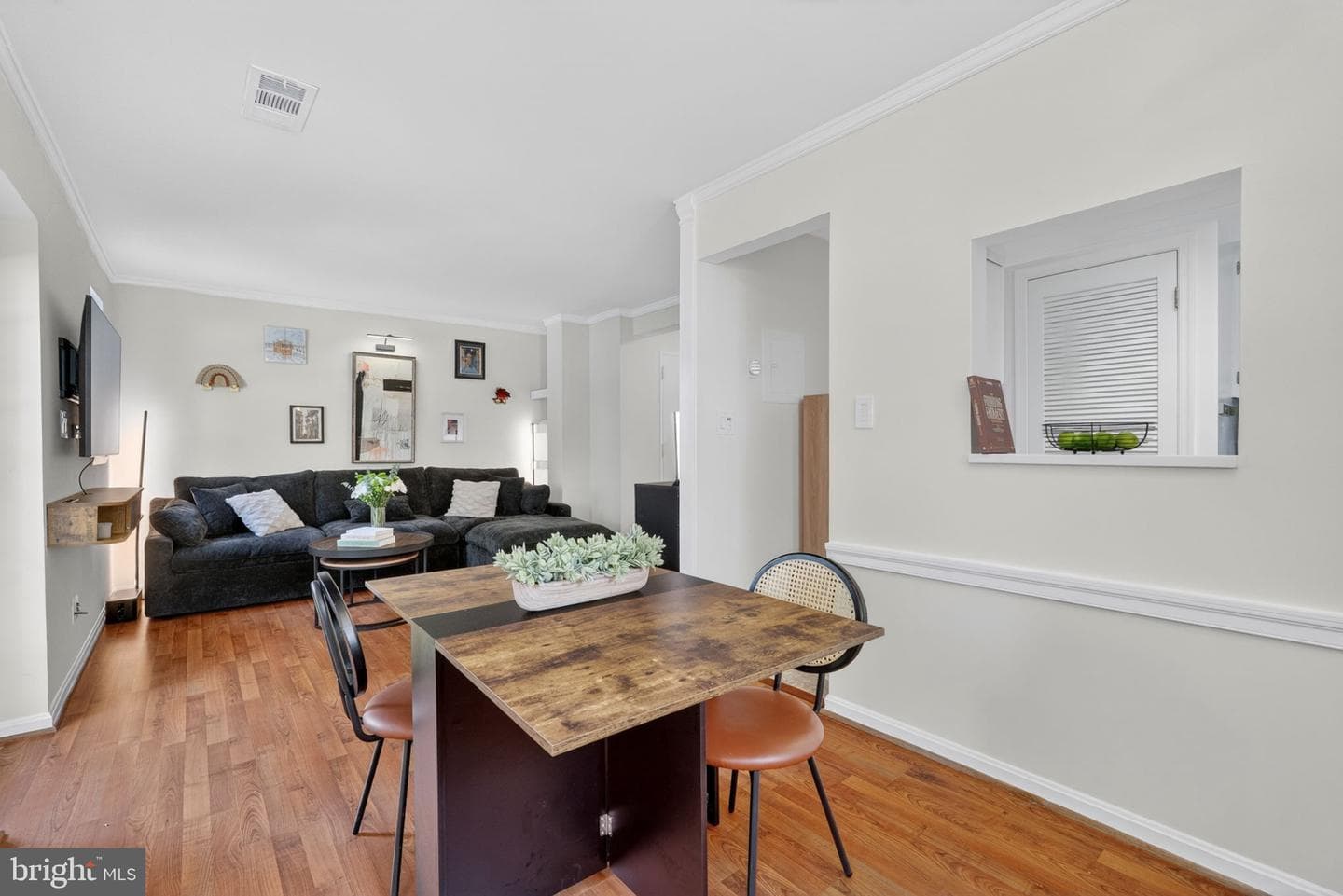 1301 E Abingdon Drive #1 photo 7