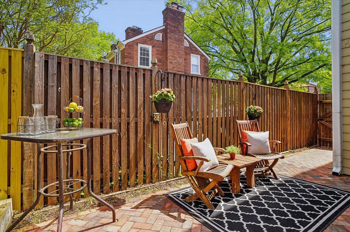 513 Franklin Street photo 19