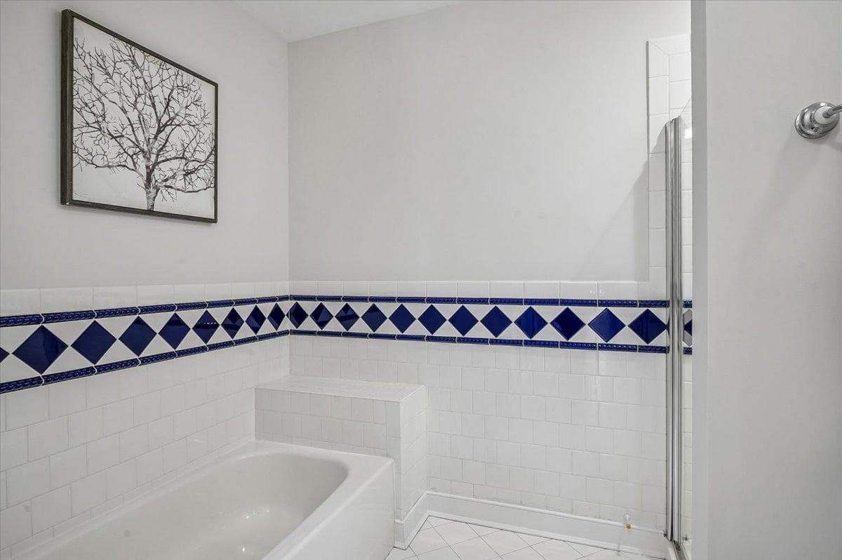 513 Franklin Street photo 27