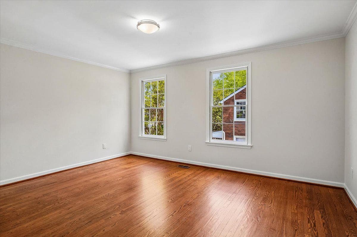 513 Franklin Street photo 28