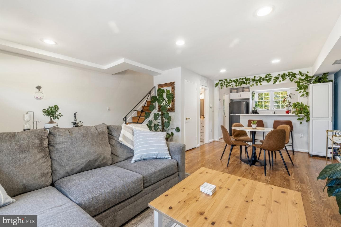 3743 Ingalls Avenue photo 8