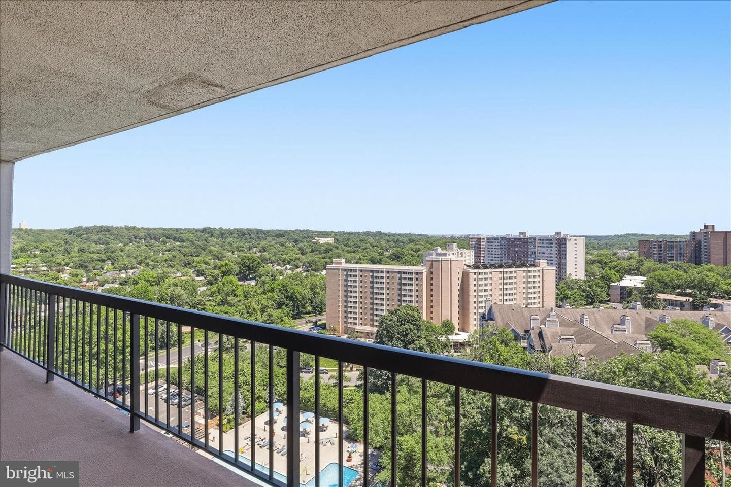 5500 Holmes Run Parkway #1406 photo 30