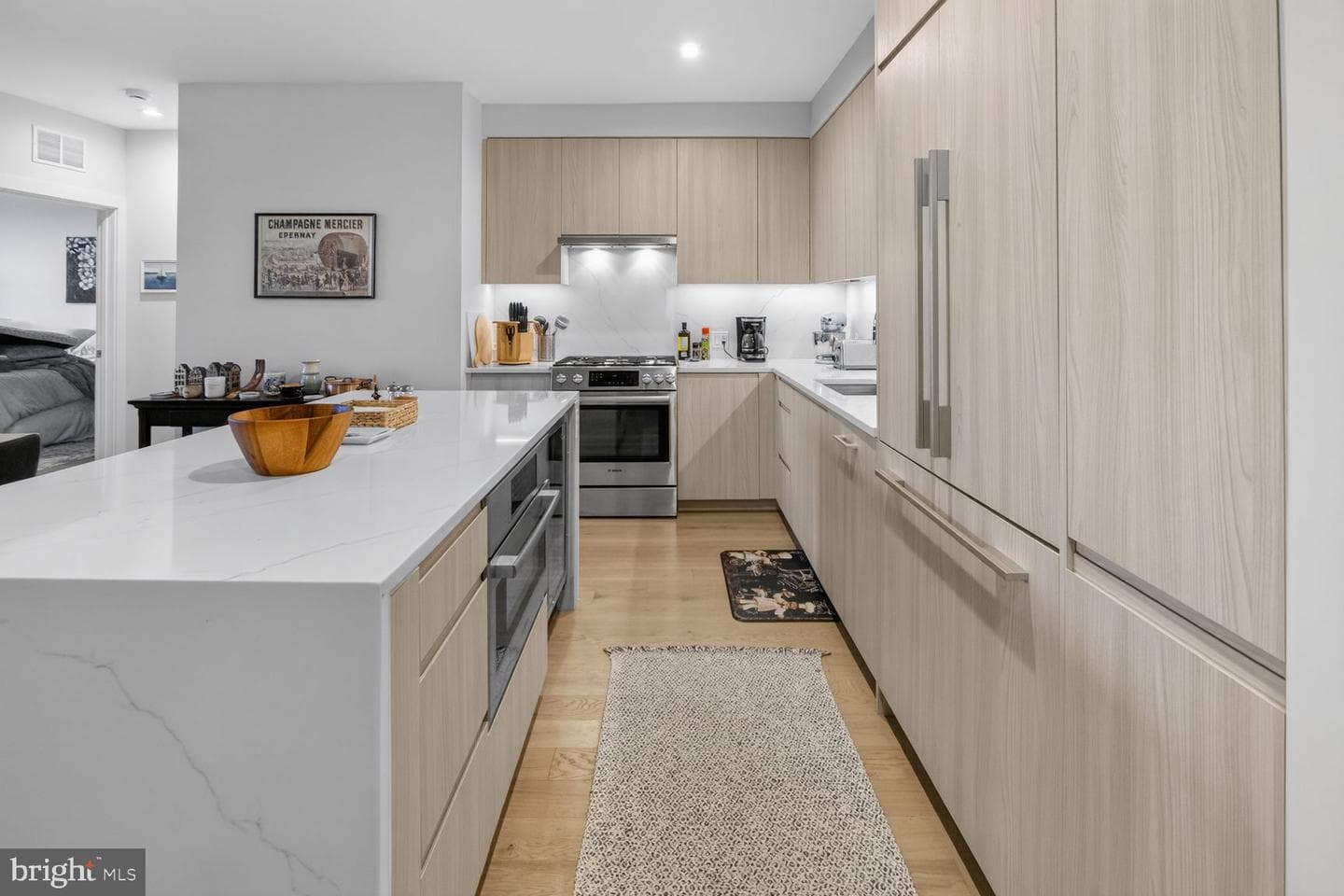 737 Swann Avenue #310 photo 6
