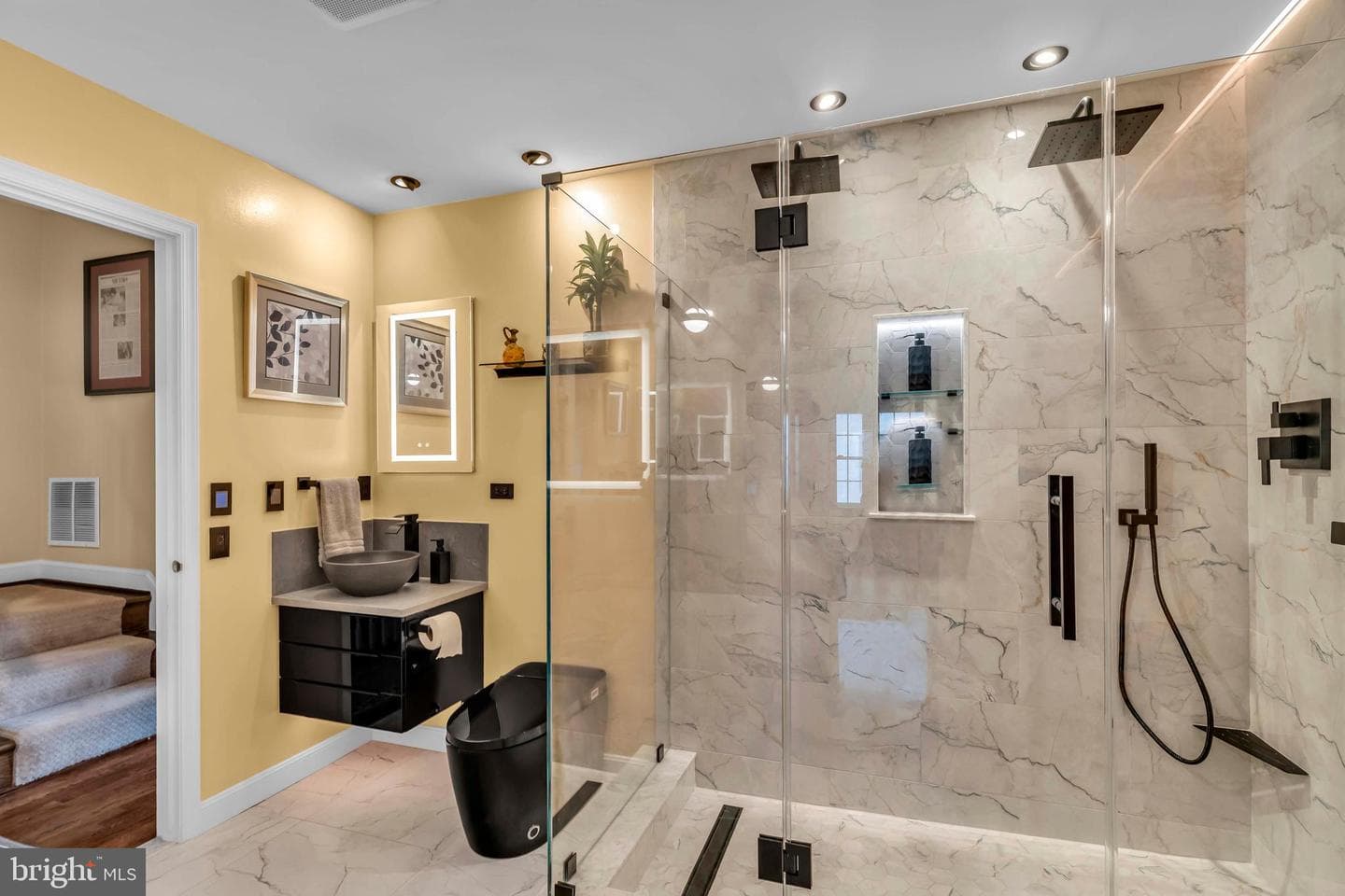 1118 N Pitt Street N photo 39