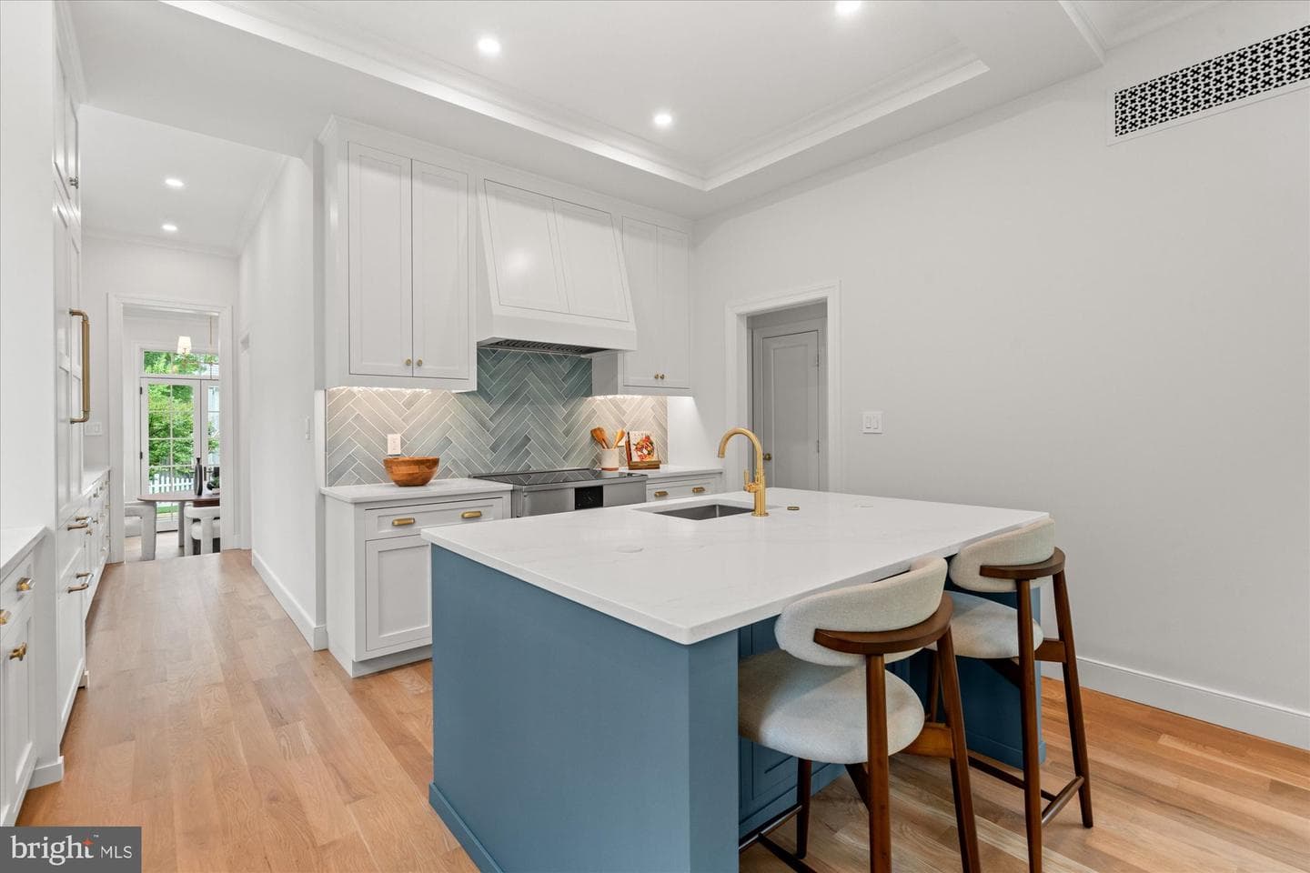 1004 Virginia Avenue photo 22