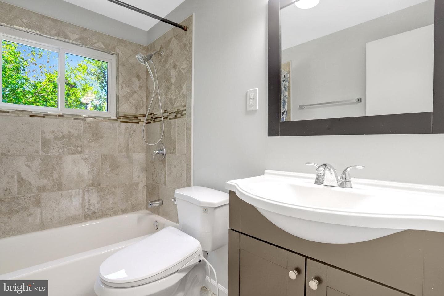 4316 Duke Street photo 22