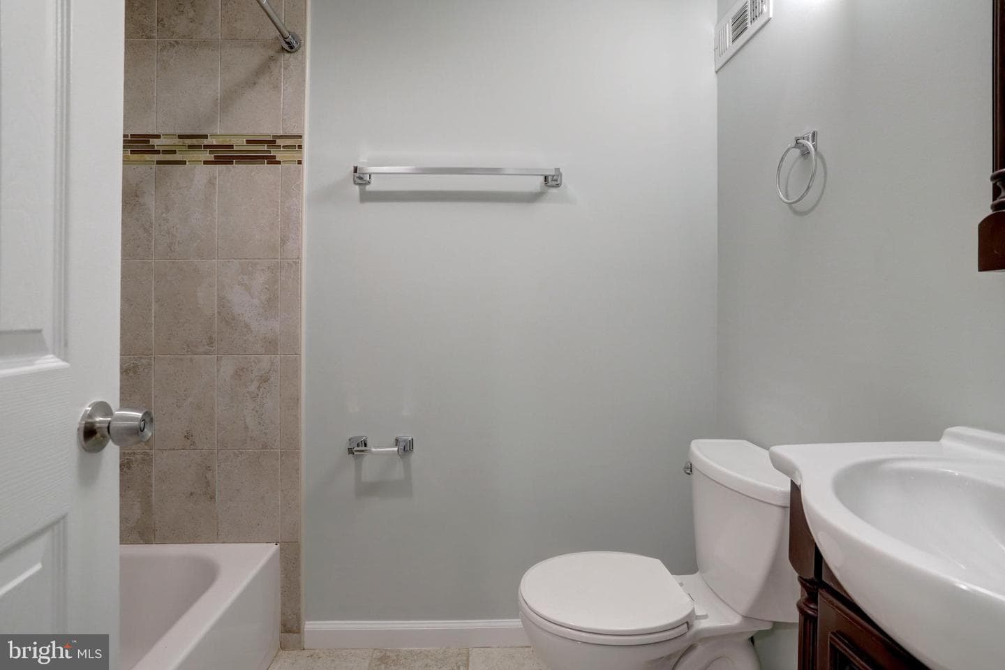 4316 Duke Street photo 35