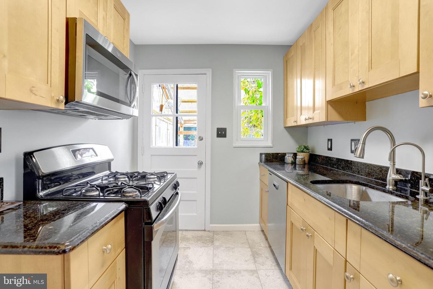 4316 Duke Street photo 7