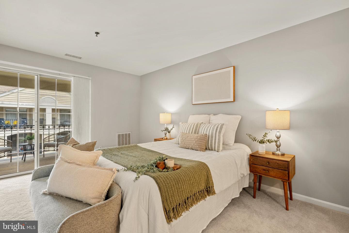 1100 Quaker Hill Drive #418 photo 17