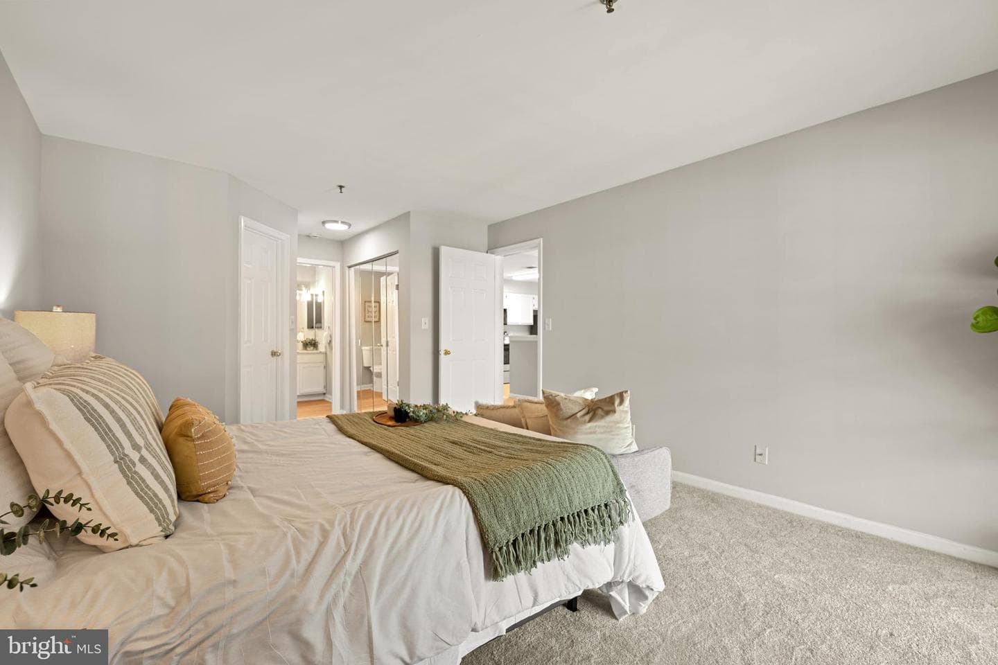 1100 Quaker Hill Drive #418 photo 19