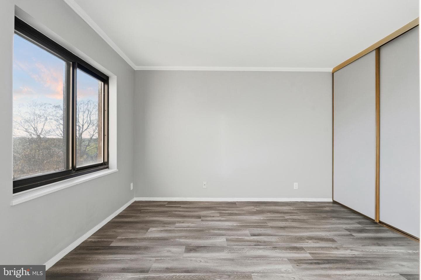 307 Yoakum Parkway #706 photo 21