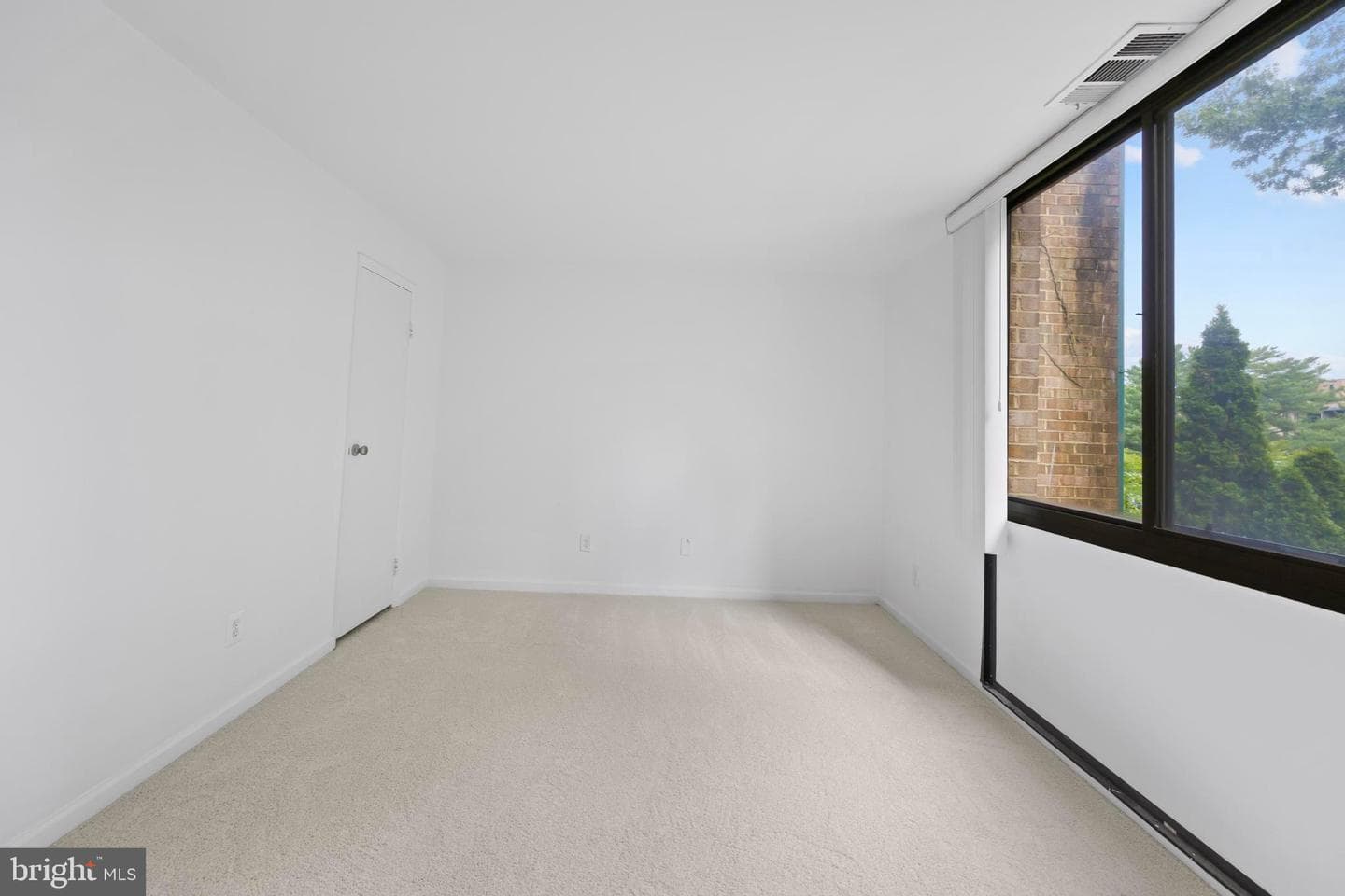 503 N Armistead Street #102 photo 20