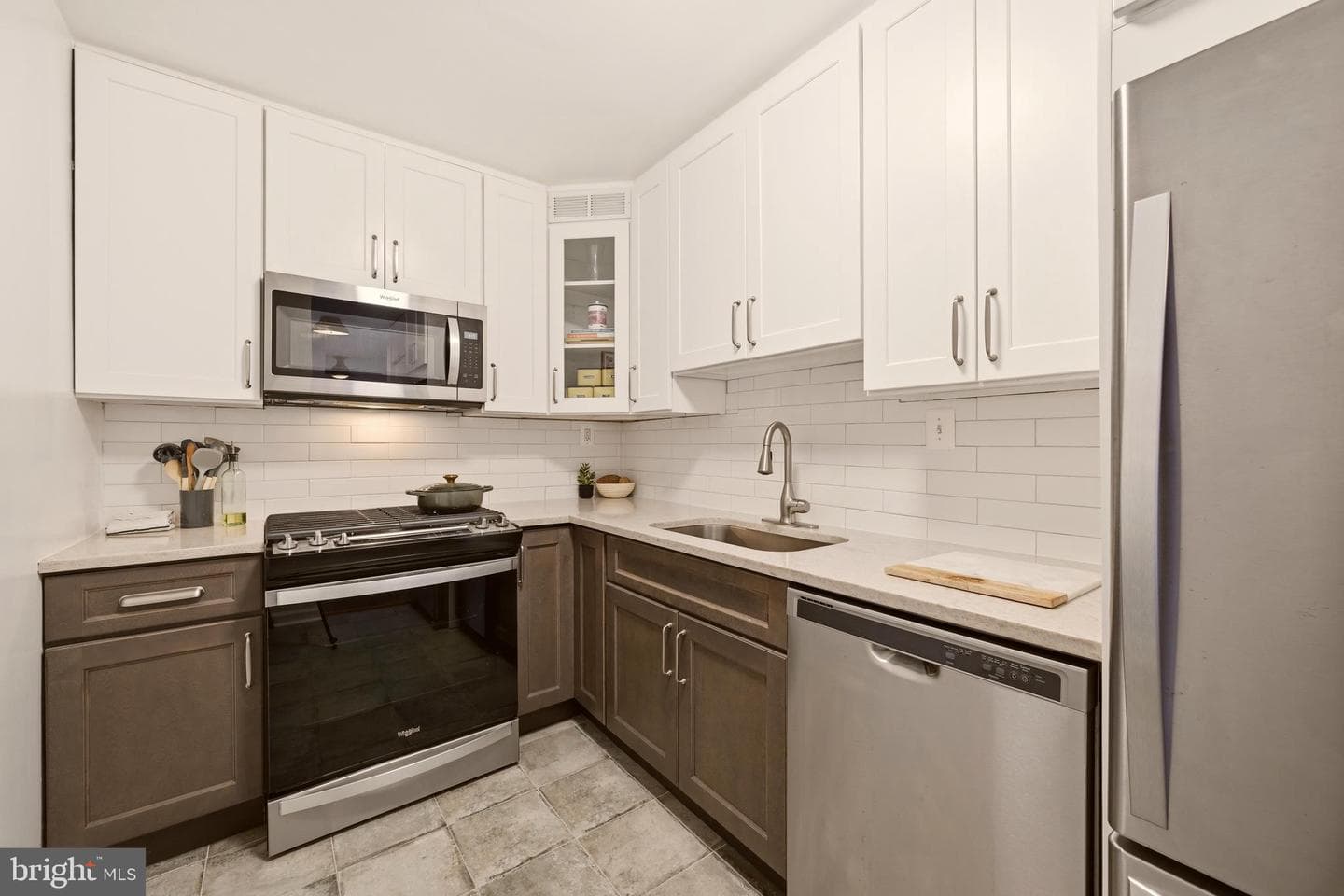 801 N Pitt Street #1601 photo 15