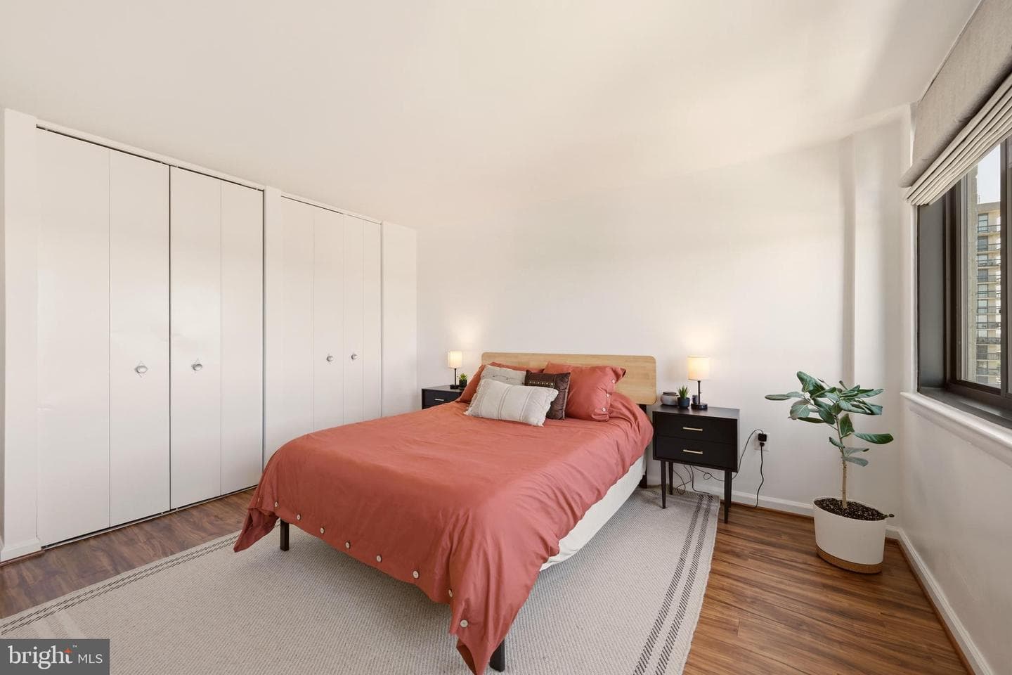 801 N Pitt Street #1601 photo 19