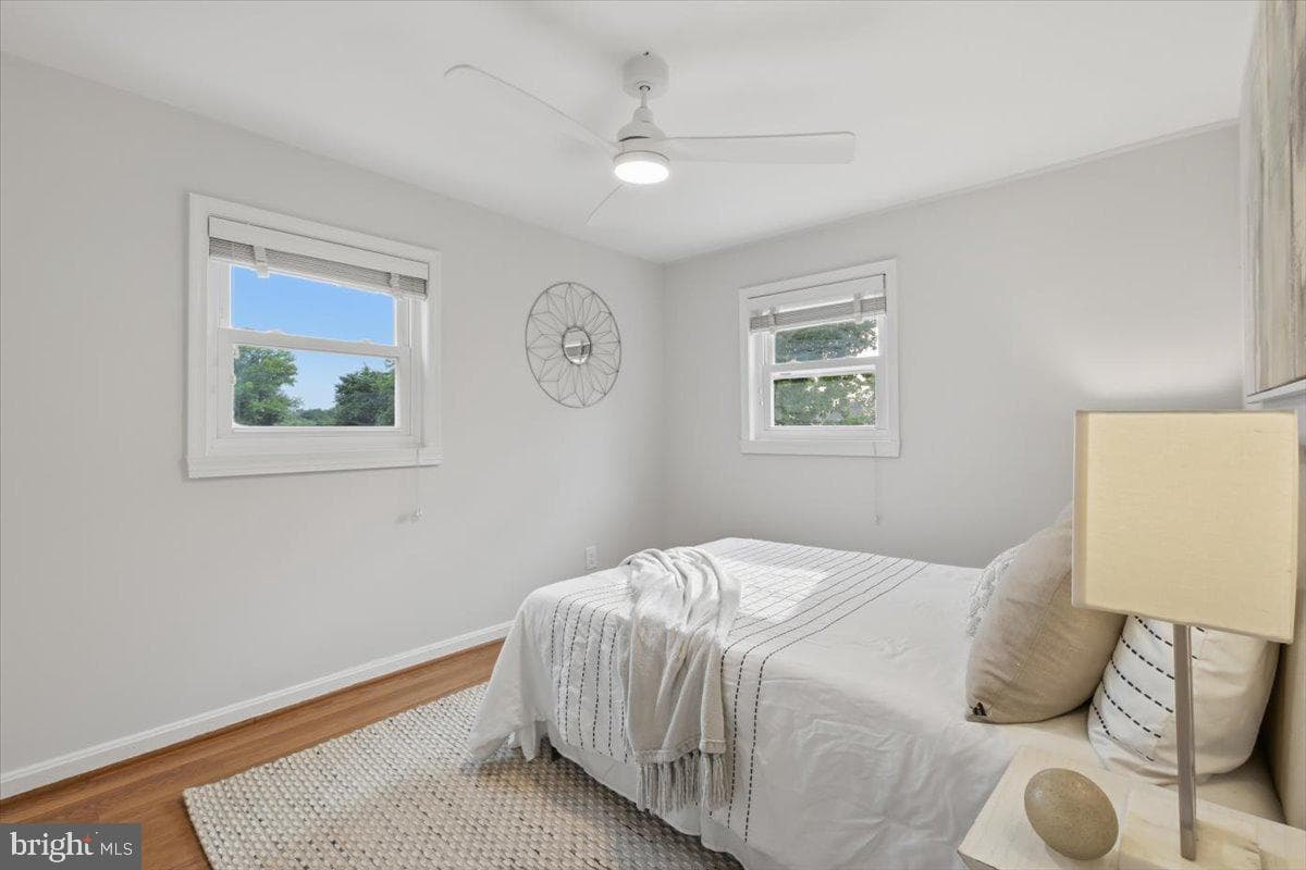 115 S Iris Street photo 26