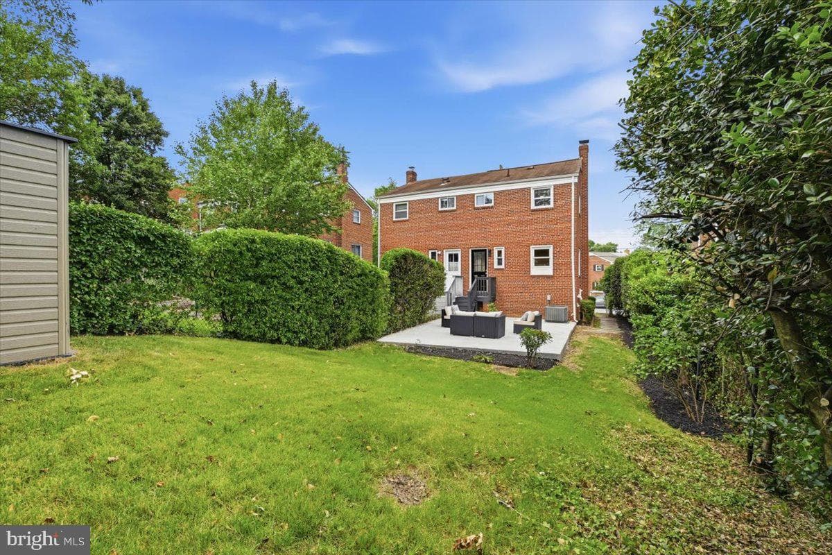 115 S Iris Street photo 31